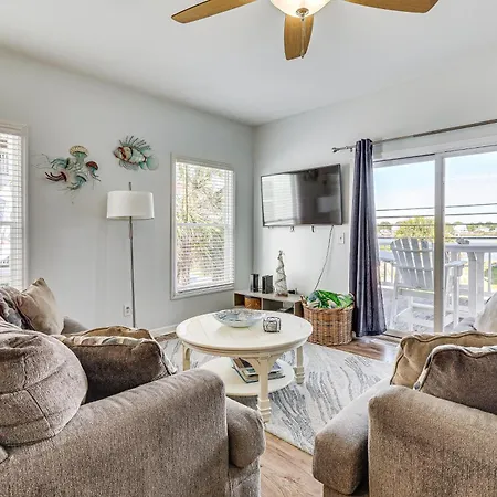 Carolina Beach Condo With Deck Steps To Shore!